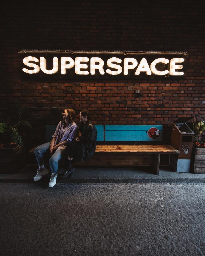 Superbude Hamburg St Pauli Bagian luar foto