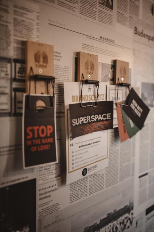Superbude Hamburg St Pauli Bagian luar foto