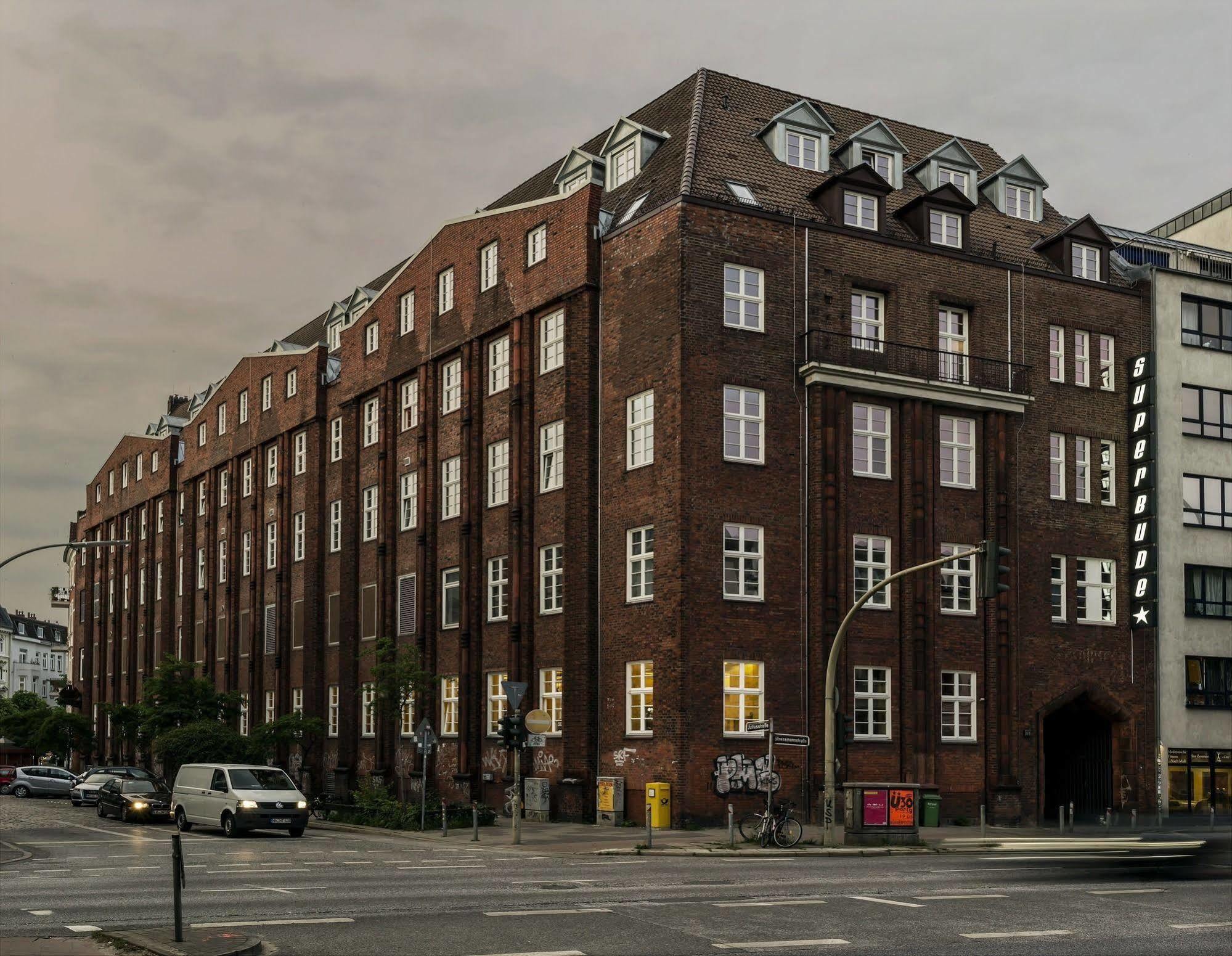 Superbude Hamburg St Pauli Bagian luar foto